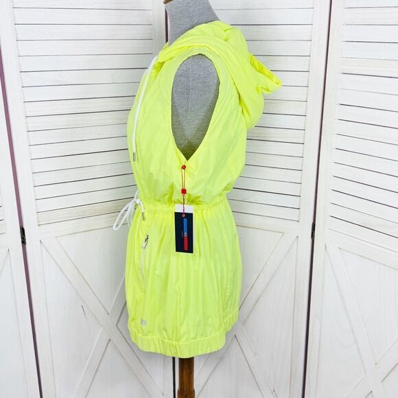 Tommy Hilfiger Sleeveless Cinch Waist Packable Nylon Vest Neon Yellow Large - Picture 2 of 15
